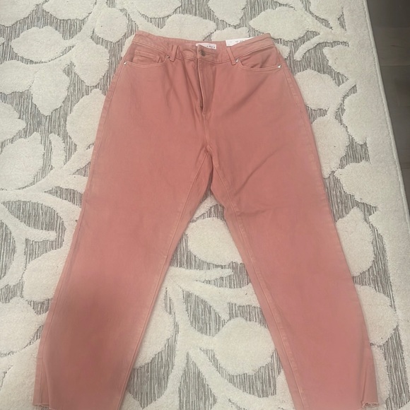 Ann Taylor Pants - Ann Taylor cropped jean. NWT